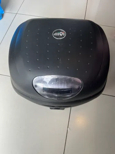 Baú de moto gibi
