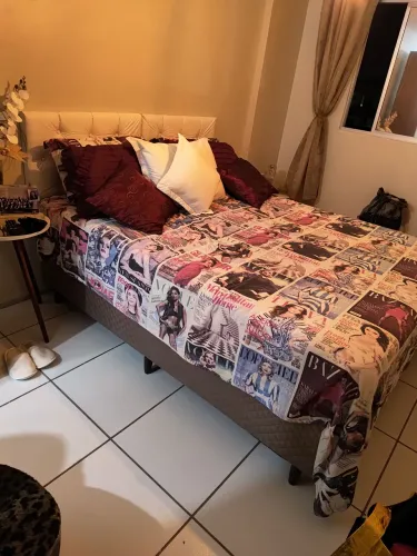 Cama queem 