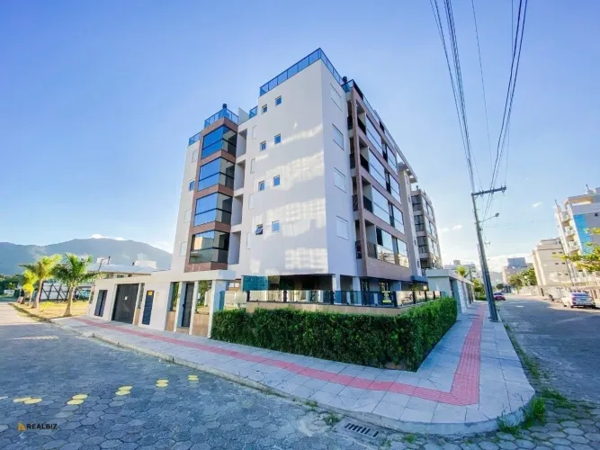 Apartamento Mobiliado com 2 Dormitórios na Praia de Palmas | Residencial Antares