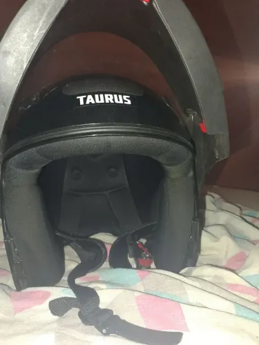 Capacete articulado tamanho 60 