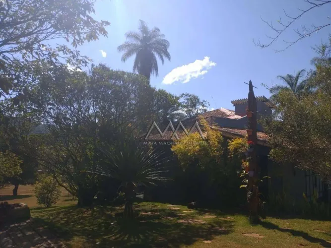 Casa à Venda e Para Locação no Condomínio Parque do Engenho com 2 Quartos