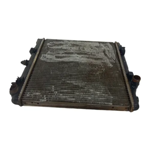 Radiador Água Motor Citroen C3 2005 A 2011 Com Avaria