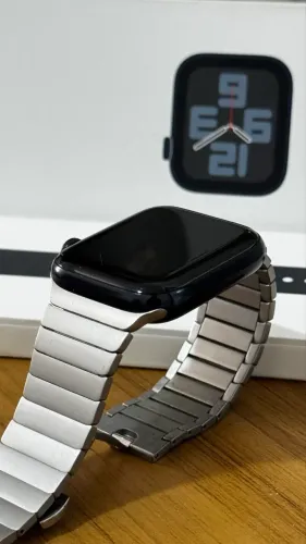 Apple Watch SE 2 sem marcas de uso