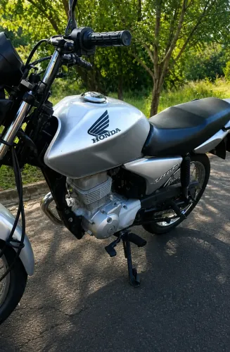 CG 150 ano 2006