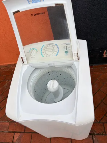 Máquina de lavar 9 kg (entrego )