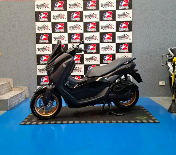 Yamaha Nmax 160 Connected 2025 com apenas 2.700 km