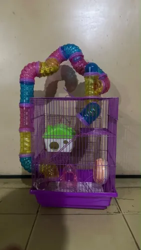 Vendo gaiola de hamster 