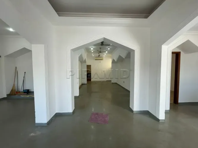 Salão comercial no Bairro Jardim Sumaré, Zona Sul de Ribeirão Preto/SP.