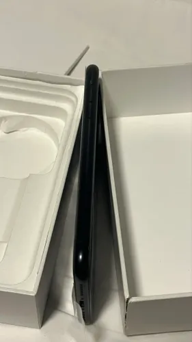 iPhone XR 64 Gb