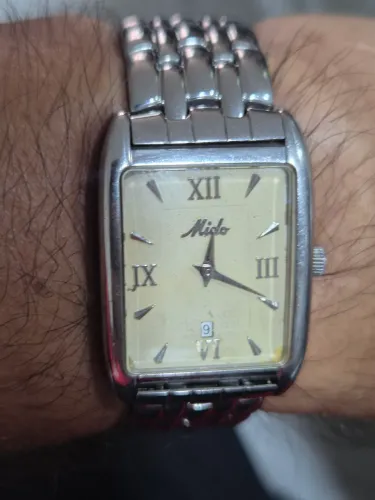Relógio MIDO TANK À QUARTZ - IMPECÁVEL