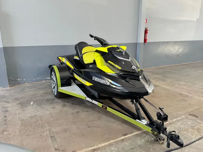 Jet sky 2013 GTR215