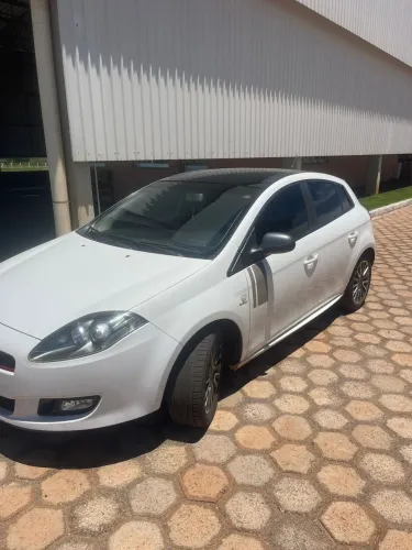 Fiat Bravo Sporting 1.8 Dualogic Flex 16V 5P 2013
