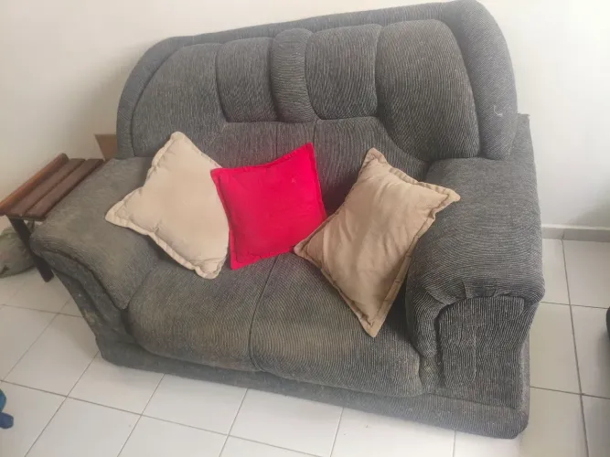 Vendo Sofá 2 lugares