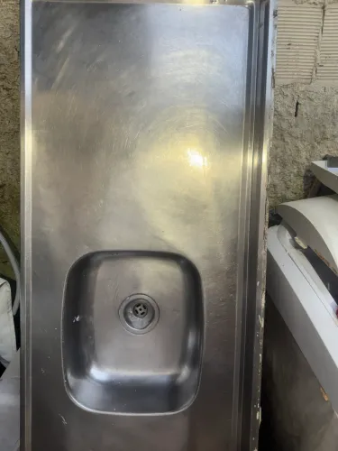 Pia inox usado 1,60x50 já é o menor valor