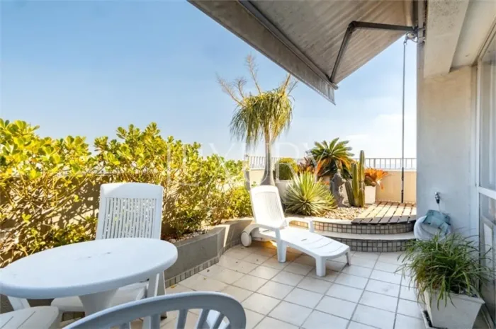 Cobertura com 241.0 m², à venda no bairro Alto da Lapa.