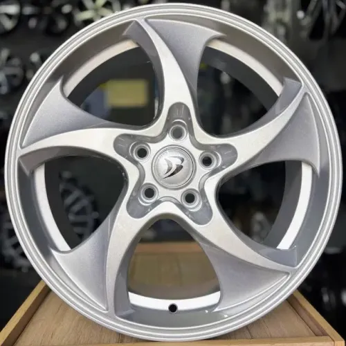 Rodas BRW 2230 Stuttgart aro 18 5x112 - R$ 4.190,00