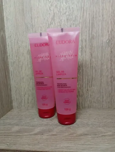 Gel de limpeza facial Eudora 