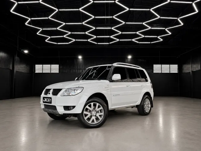 Mitsubishi Pajero TR4 2.0 Flex 16V 4X2 Aut. 2014