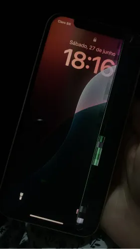 iPhone 12 128g com detalhe 