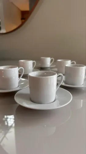 Kit xícaras de café + pires em porcelana branca 80ml - NOVO