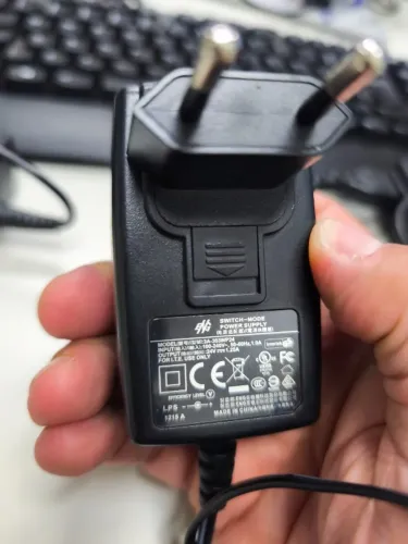 Fonte ENG 3A-303WP24 de alimentação/carregador de comutação (Switch-Mode) 