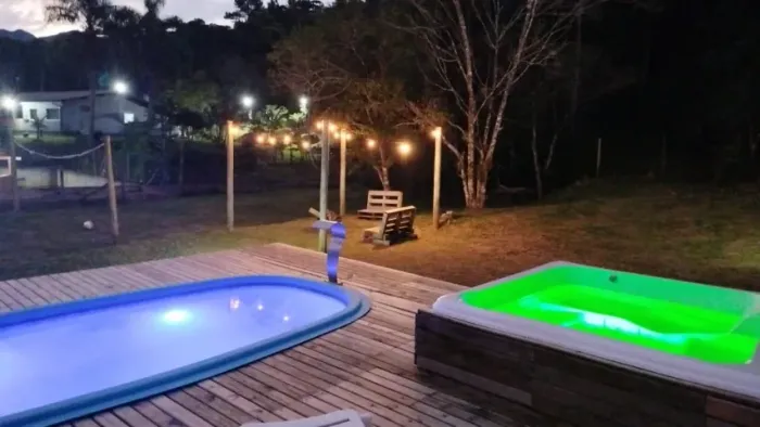 Casa de campo - Cachoeira do Maciambu - 2 Imóveis Área de Lazer Completa