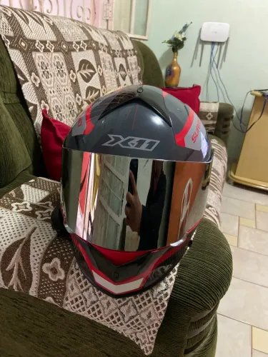 Vendo Capacete X11 tamanho 64