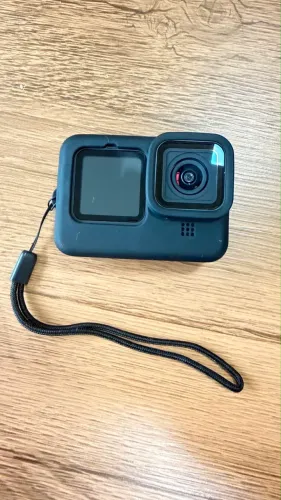 Go Pro HERO10 Black - Kit completo