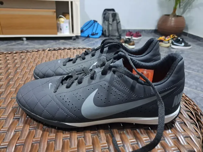 Chuteira Futsal Nike Beco