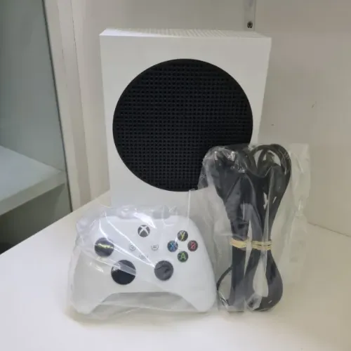 Xbox Series S Semi Novo com Garantia - Pegamos Videogames - Cartão Até 12x - Loja Física