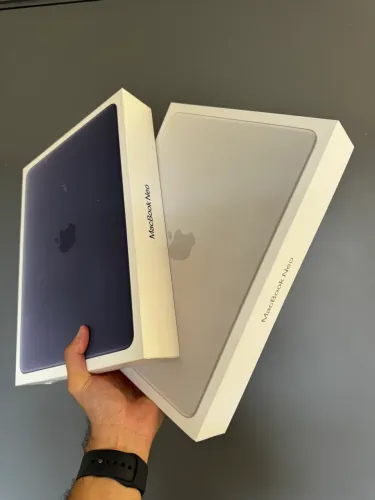 Macbook Neo 8/256Gb - prata, rosa e verde (lacrado com garantia apple)
