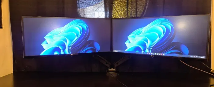 kit completo : (2)monitores LG ultrawid 29"
