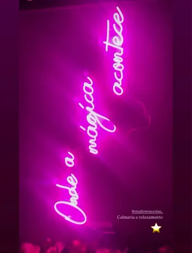 Vendo frase em led