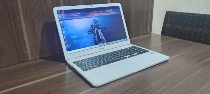 Notebook Samsung i3 7 Geração top