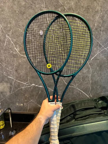 Par de raquetes Wilson blade 18x20