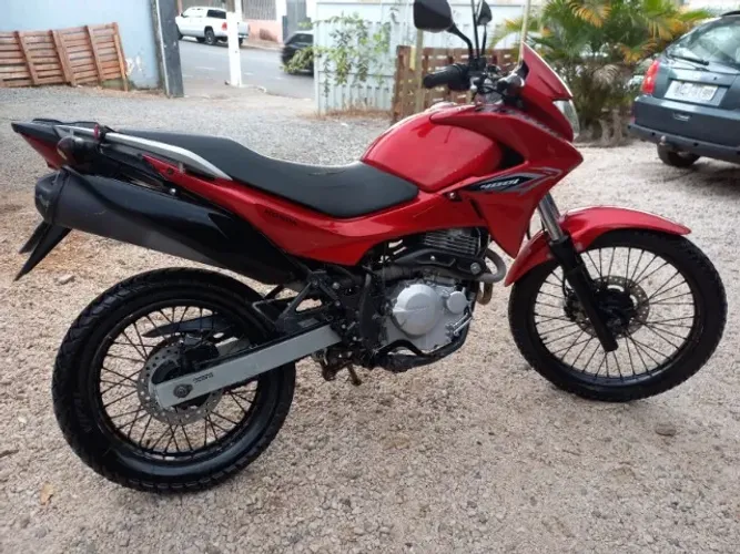 Honda NX 400i Falcon 2013