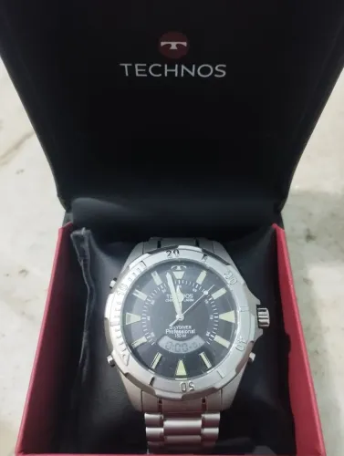Relógio Technos NOVO cromado