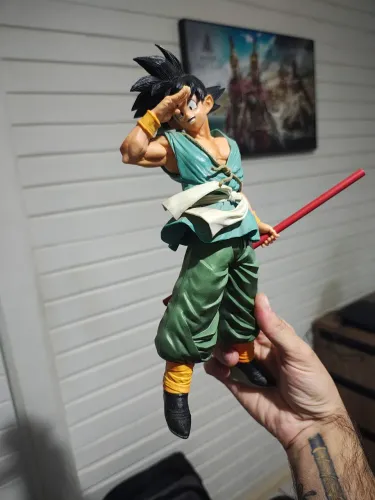 ACTION FIGURE GOKU DRAGONBALL 