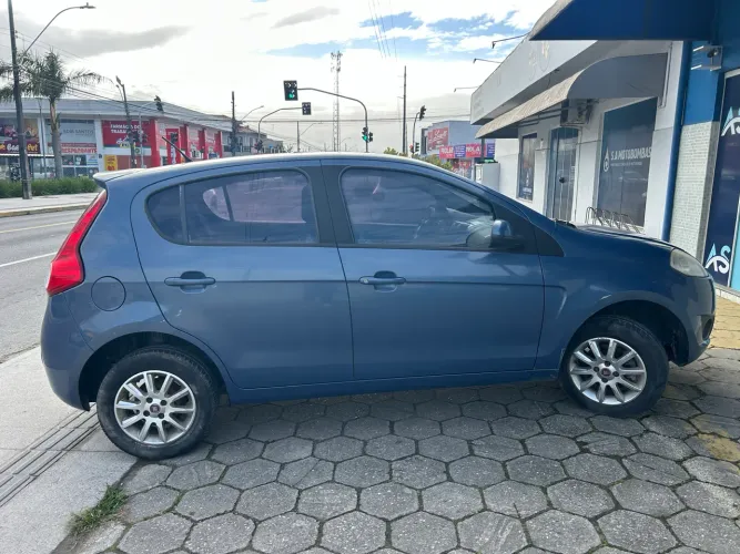 Fiat Palio Attractive 1.0 EVO Fire Flex 8V 5P 2013
