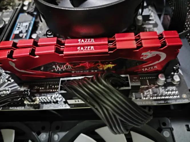 Vendo Memória Ram Ddr4 8gb 2 pentes