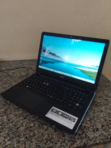 Notebook Acer i3 7th gen, 8gb ram com SSD