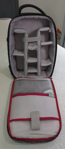 Mochila Fotográfica K&F Concept Beta 18L c/ Compartimento para Notebook 15" e Capa de Chuv