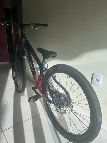 Vendo viking pouca vezes utilizadas parcelo em até 6 vezes a vista sai a 1200