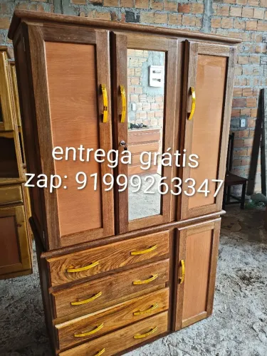Guarda roupa grande de solteiro 4 gavetas frete grátis.