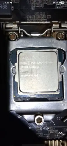Intel Pentium+Intel Celeron+2x 512 GB DDR2