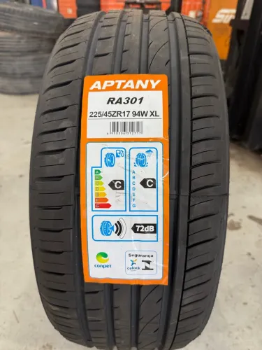 Pneu 225/45R17