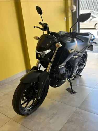 Fazer FZ15 2025 