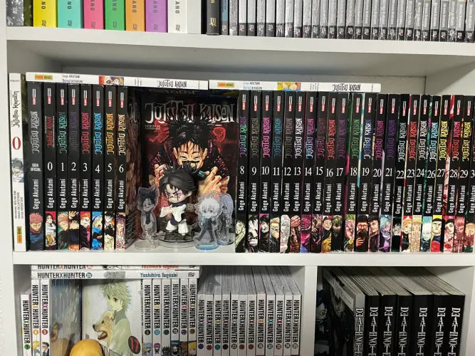Coleçao jujutsu kaisen volumes 0 ao 30 e todas as novels