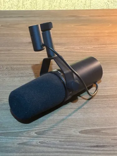 Microfone Profissional Shure SM7B