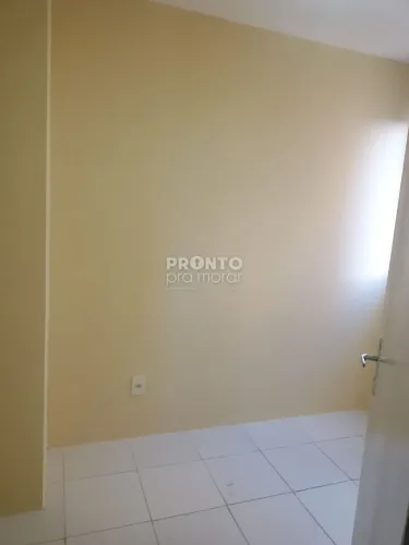Apartamento com 3 quartos em Barro